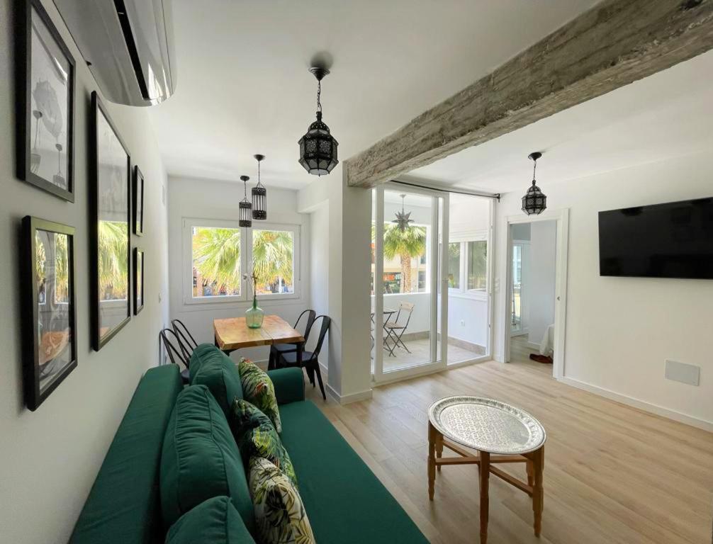 Paris Fashion - Torremolinos Apartment Luaran gambar